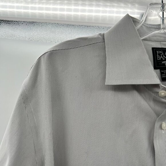 Jos. A. Bank Men's Traveler Button Down Shirt Gray Striped Size 17-35 - Picture 4 of 8